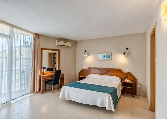 Mainare Playa 푸엔히롤라